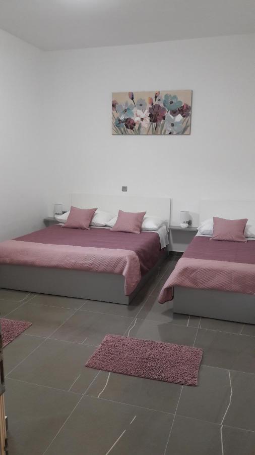 Apartmani Rudi Vir Esterno foto