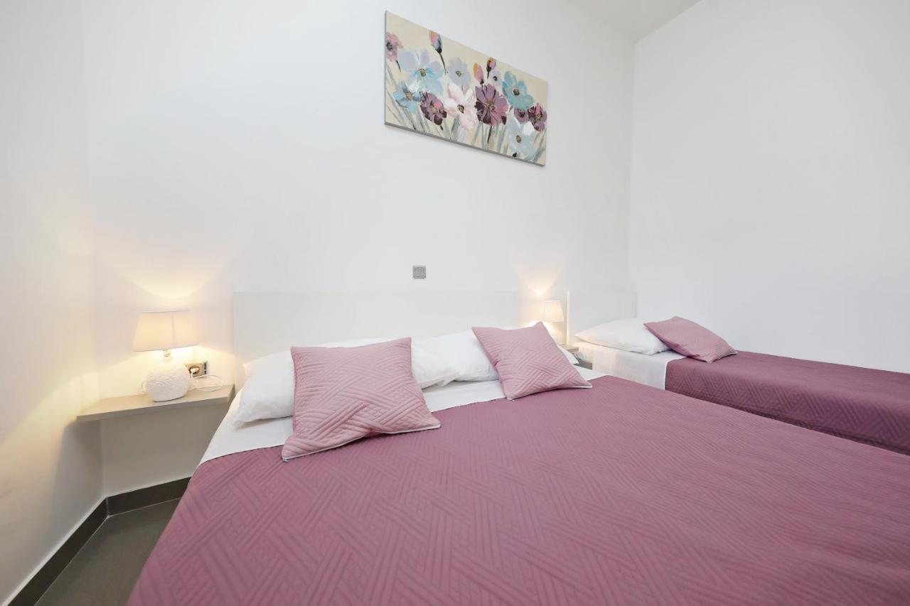 Apartmani Rudi Vir Esterno foto